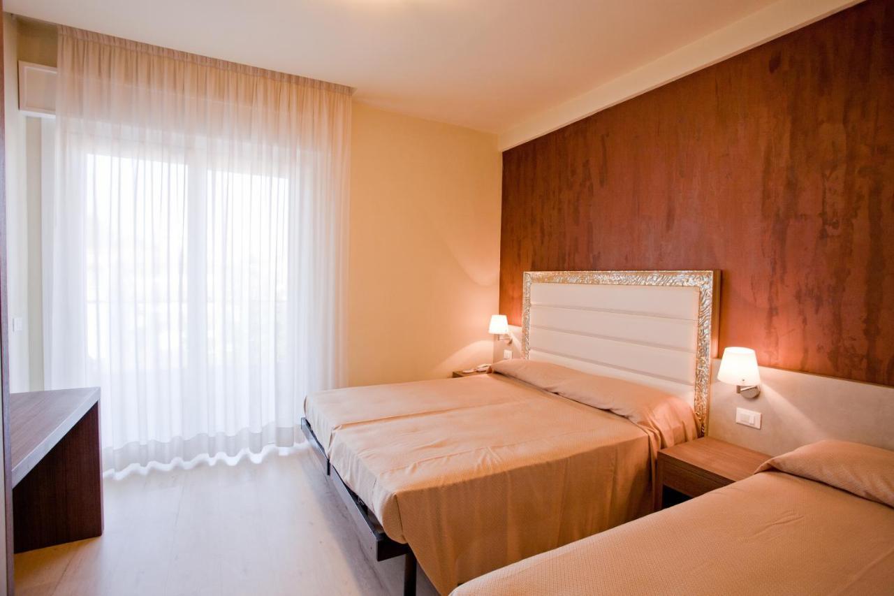 Residence Elisabetta Cesenatico Εξωτερικό φωτογραφία