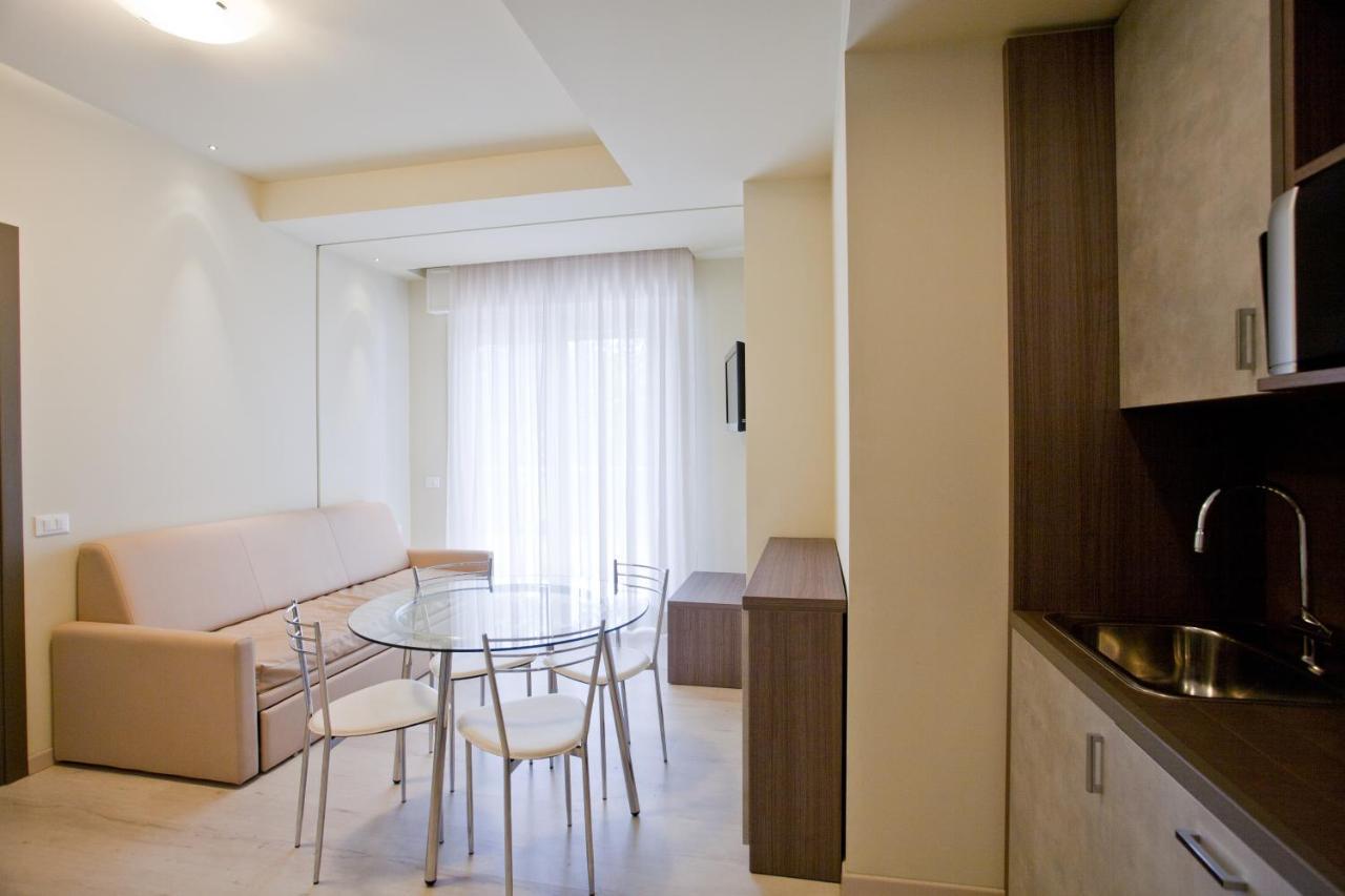 Residence Elisabetta Cesenatico Εξωτερικό φωτογραφία