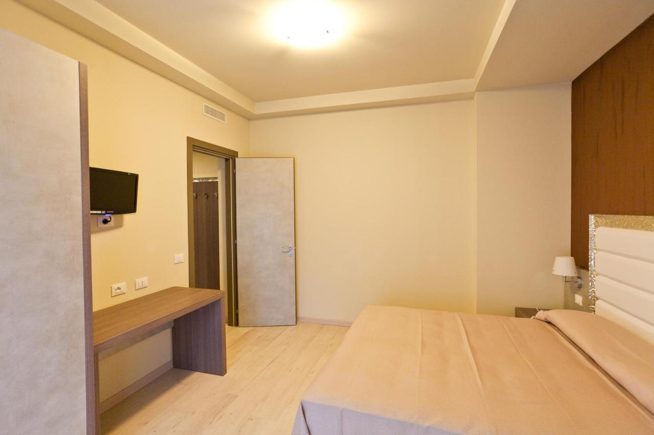 Residence Elisabetta Cesenatico Εξωτερικό φωτογραφία