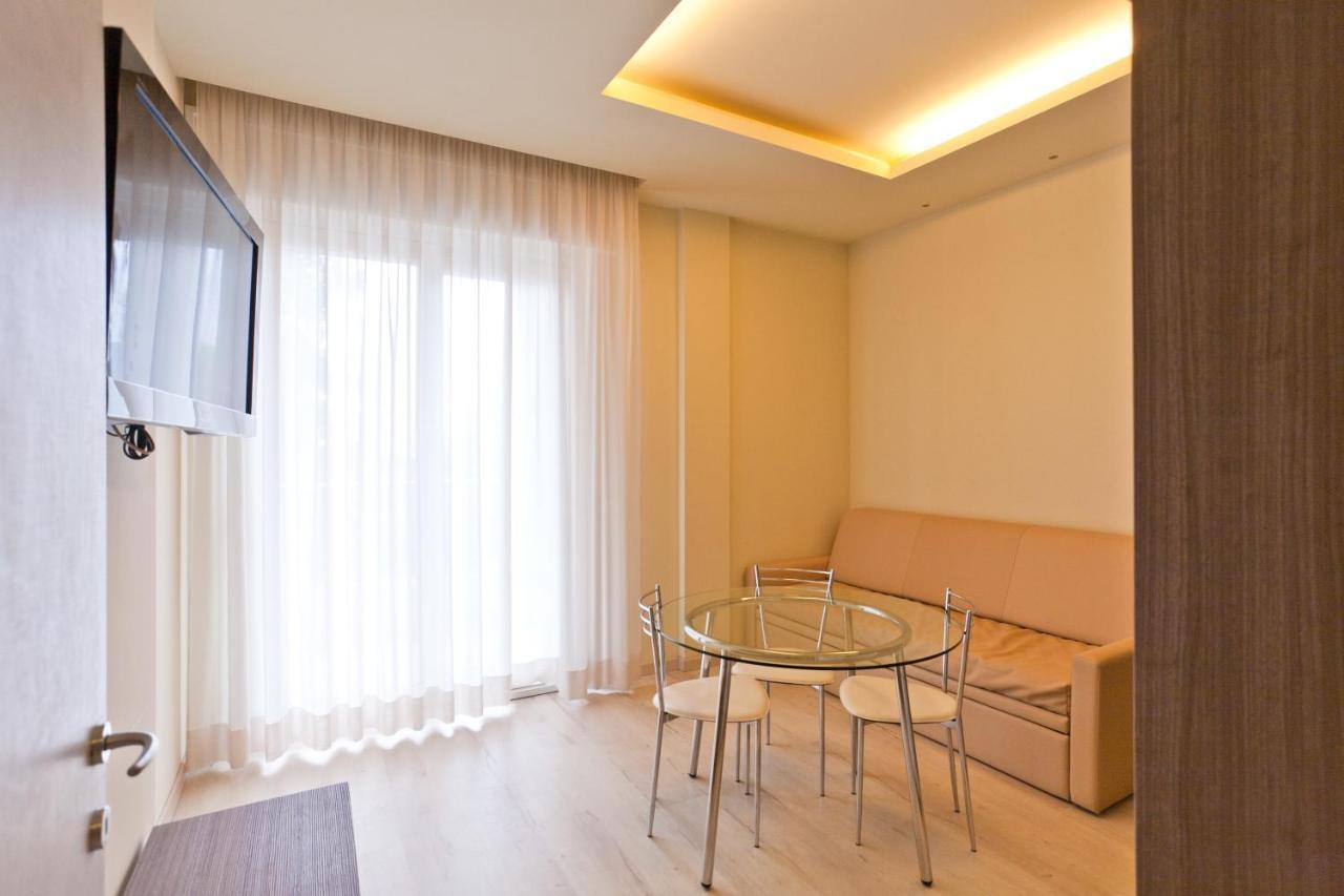 Residence Elisabetta Cesenatico Εξωτερικό φωτογραφία