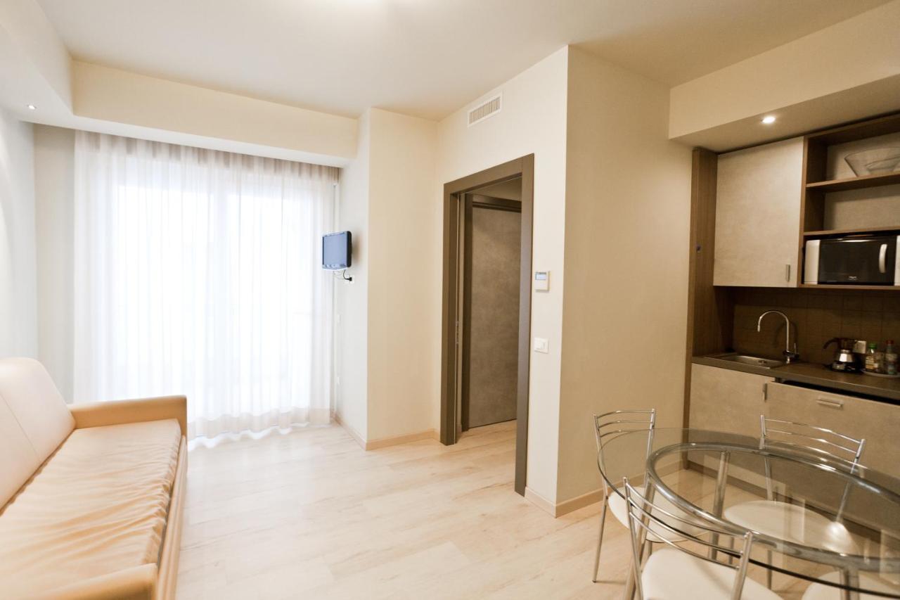 Residence Elisabetta Cesenatico Εξωτερικό φωτογραφία